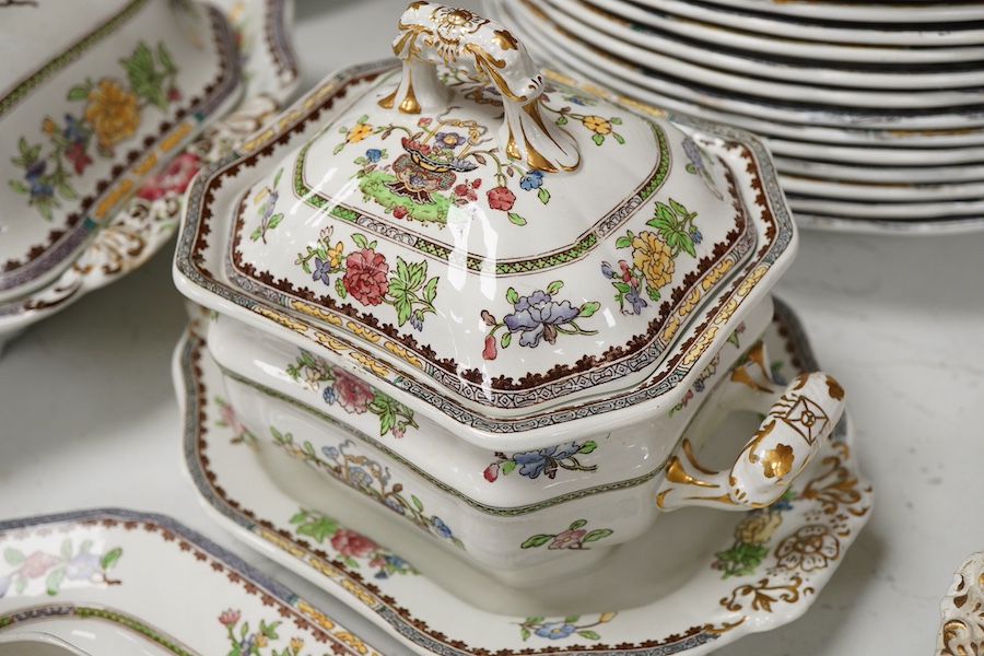 A collection of Copeland Spode Old Bow dinner wares